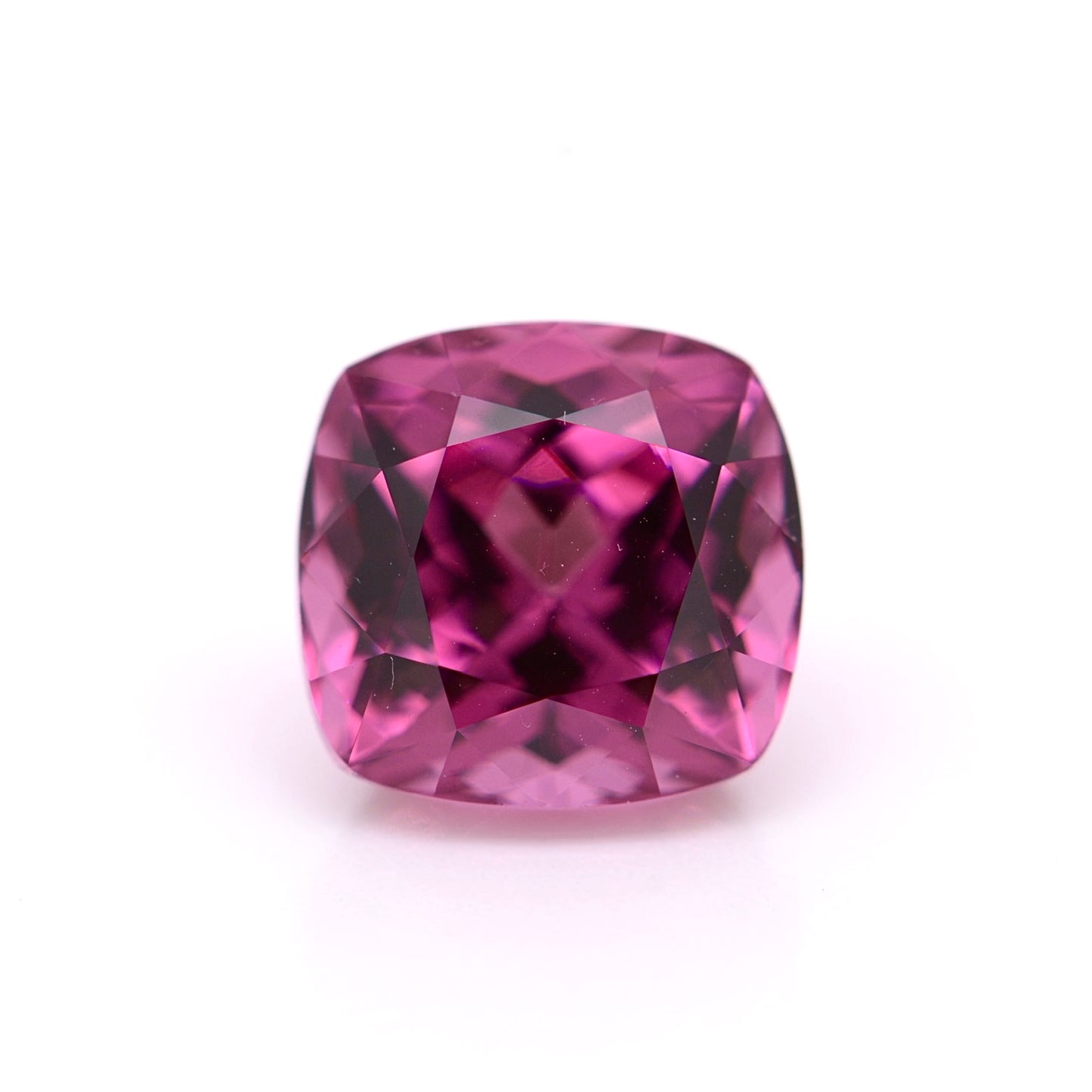 Garnet Malaya red pink gemstone jewelry cushion cut